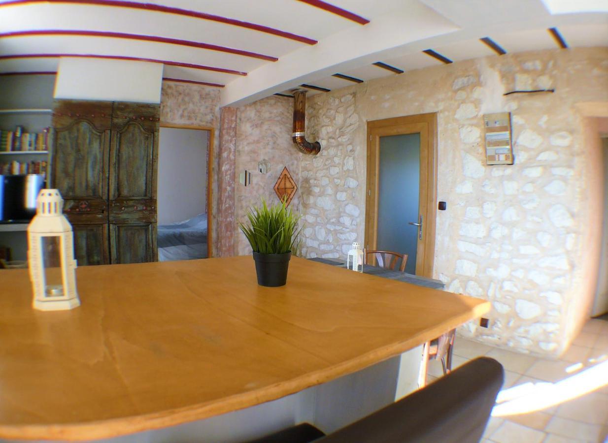 Joli appartement à 20 minutes de Montpellier Vailhauques Esterno foto