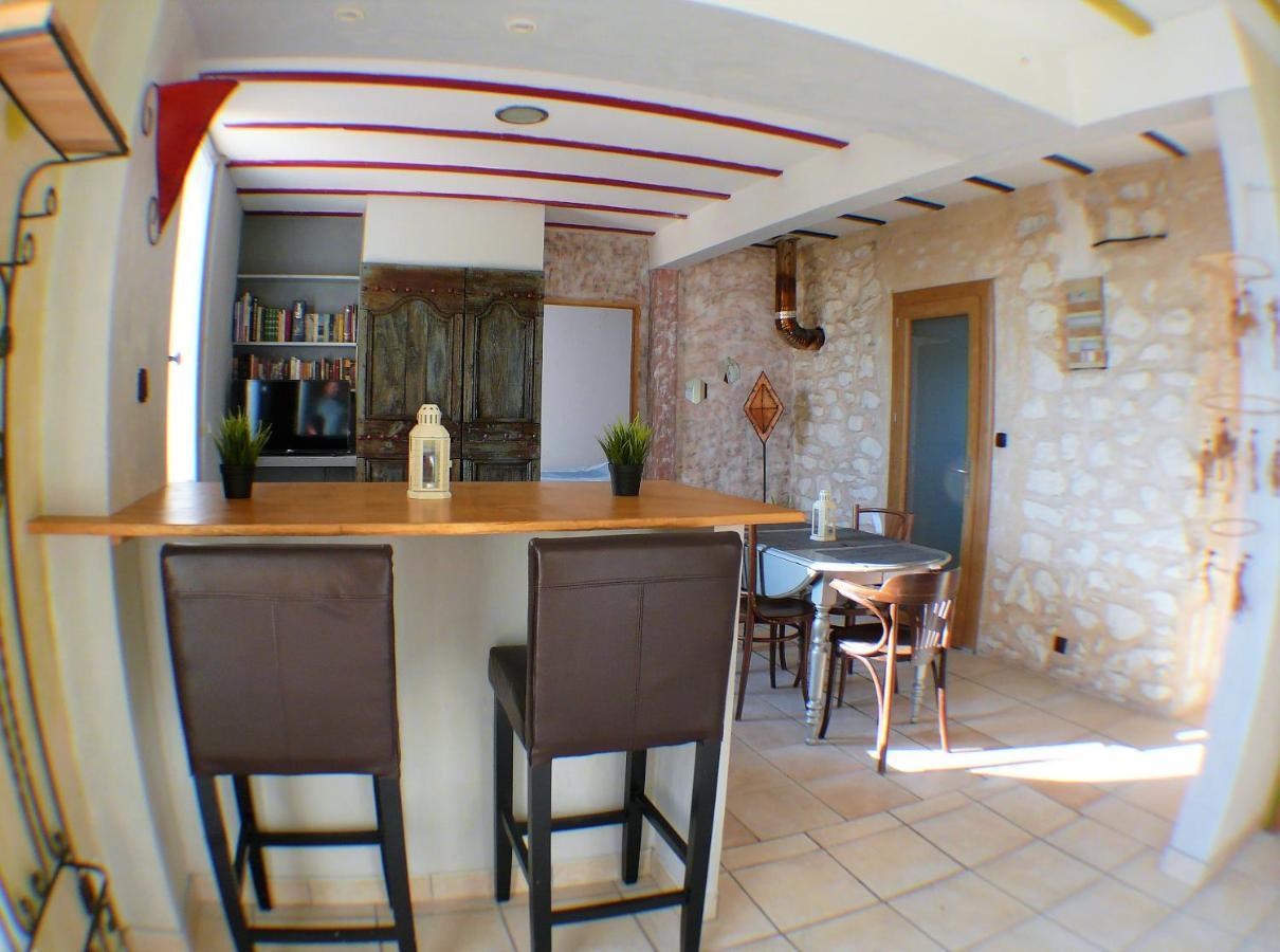 Joli appartement à 20 minutes de Montpellier Vailhauques Esterno foto