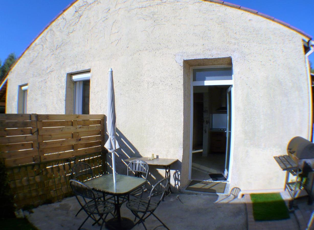 Joli appartement à 20 minutes de Montpellier Vailhauques Esterno foto